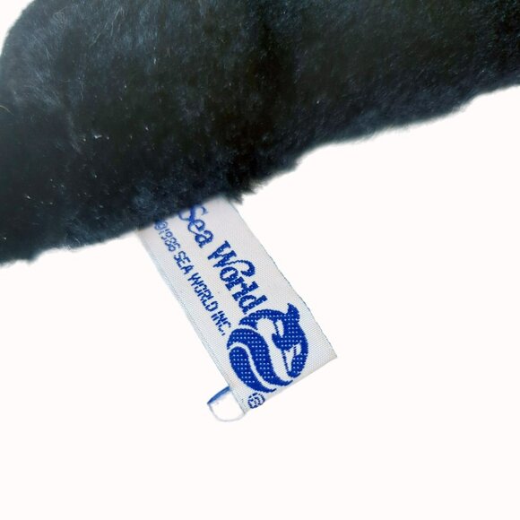 Sea World 1986 Shamu Orca Killer Whale Plush Toy Stuffed Animal 22" - Picture 5 of 7